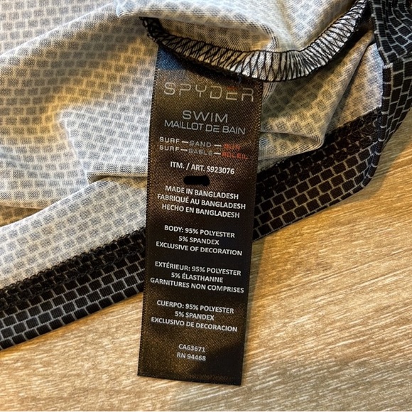 Spyder Swim Rash Guard UPF 30+ Size Large Short Sleeve Spyder Rash Guard size L! - Picture 10 of 15